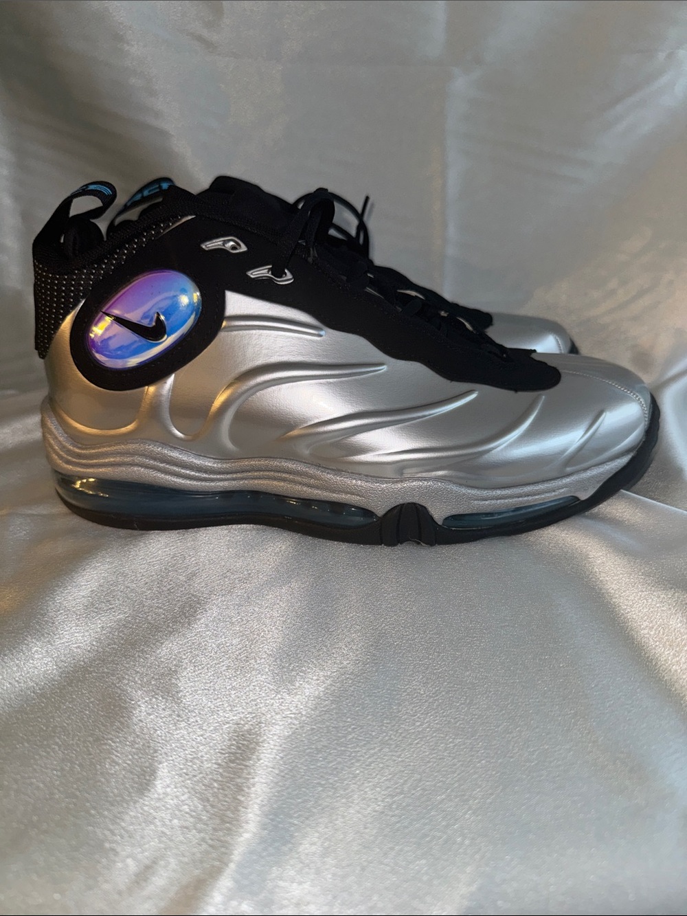 New! Nike Total Air Foamposite Max sneakers in the "Metallic Silver" colorway. - Picture 2 of 9